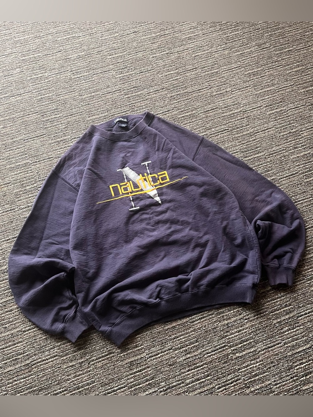 y2k Vintage Nautica 2000s embroidered rare surf ogo sweatshirt navy made in CAD